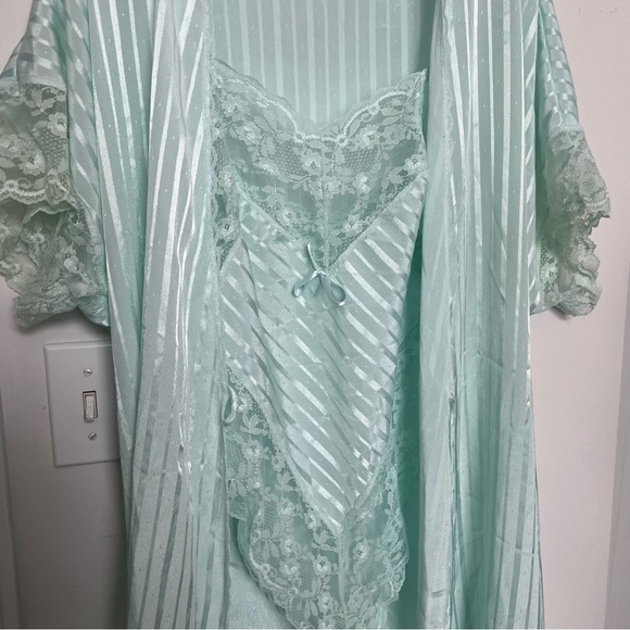 Vintage Mint Green Sheer Lace Robe & Lingerie Set | Coquette Boudoir Peignoir M - Picture 9 of 11